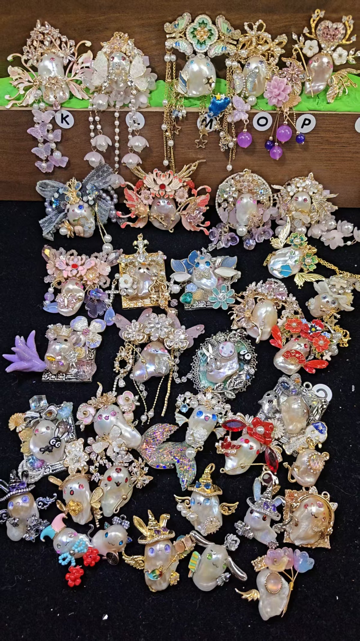 Little Baroque Pearl Monsters